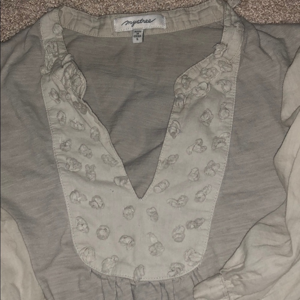 Dressy blouse - Picture 3 of 4